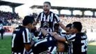 فيديو أهداف مباراة شبيبة القبائل والصفاقسي في الكونفدرالية الأفريقية