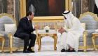 محمد بن زايد يهاتف السيسي ويشيد بدور مصر في التهدئة بغزة