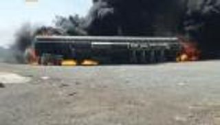 حريق كبير في أهم معبر حدودي بين إيران وأفغانستان