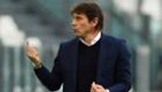 ممنوع التدريب في إيطاليا..كواليس رحيل كونتي عن إنتر ميلان