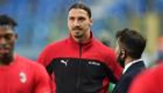 بسبب المراهنات.. اليويفا يعاقب إبراهيموفيتش وميلان