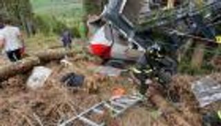 احتجاز 3 أشخاص بعد حادث "تلفريك إيطاليا"