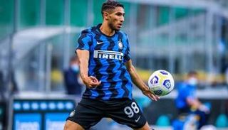 أشرف حكيمي لاعب إنتر ميلان