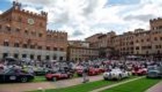 "الأجمل عالميا".. الإمارات تستضيف سباق الألف ميل للسيارات الكلاسيكية