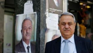 محمود مرعي بين صور حملته الدعائية