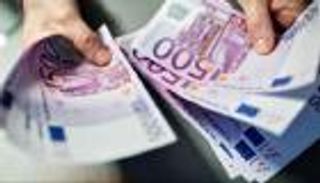 سعر اليورو في مصر اليوم الخميس 27 مايو 2021.. تراجع جديد