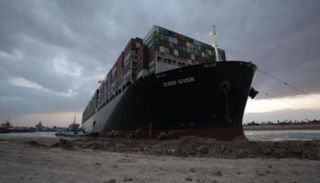 أثناء جنوح السفينة إيفر جيفن