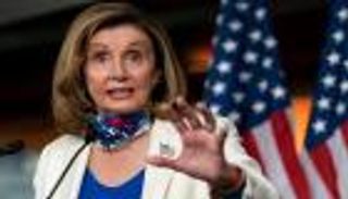 بيلوسي: لن نهدأ حتى سن قانون لمنع "عنف الأسلحة"