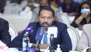 خالد عمر وزير شؤون مجلس الوزراء السوداني