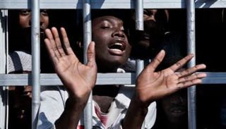 أحد مراكز احتجاز المهاجرين في ليبيا - أرشيفية