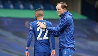 حكيم زياش نجم تشيلسي ومدربه توماس توخيل