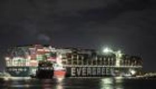 "إيفر جيفن" أمام المحكمة مجددا.. مصر تطلب تثبيت "الحجز" على السفينة