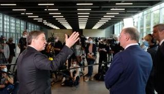 أرمين لاشيت في ساكسونيا أنهالت