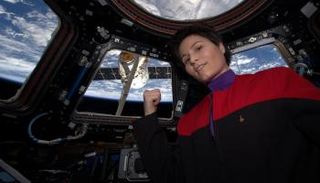 رائدة الفضاء الإيطالية سامانثا كريستوفوريتي