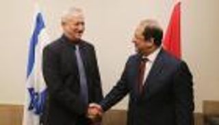 جانتس يطلب من اللواء كامل نقل امتنانه للرئيس المصري على جهوده للسلام