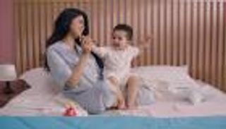 سلمى رشيد تعتلي التريند المغربي بأغنية لابنها 