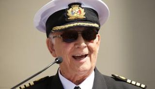 الممثل الأمريكي جافين ماكلاود