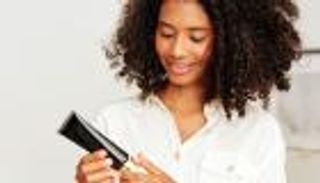 كريم أو لوشن الجسم.. أيهما أفضل لبشرتك؟