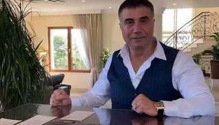 زعيم المافيا التركية سادات بَّكَرْ في الفيديو الثامن