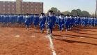 شرطيات المرور في السودان.. ثقة تخطف الأضواء بشوارع الخرطوم