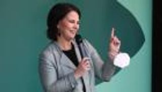 مرشحة "الخضر" الأكثر شعبية بألمانيا رغم تراجع الحزب