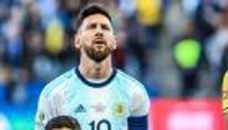 متجاهلا مستقبله.. ميسي يشعل كوبا أمريكا برسالة تحدٍ