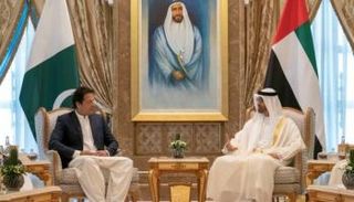 لقاء سابق بين الشيخ محمد بن زايد آل نهيان وعمران خان