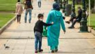 المغرب يخفف قيود كورونا.. السماح بإقامة الأعراس وفتح المسارح