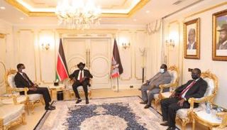   جانب من لقاء شمس الدين كباشي وسلفاكير ميارديت