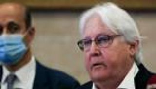 جريفيث يغادر صنعاء دون نتائج.. والحوثي "يبتز" الأمم المتحدة