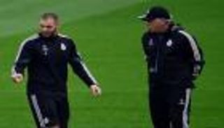 بمعدل أهداف رونالدو.. أنشيلوتي يضغط على بنزيما بتحدٍ مبكر