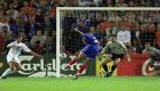 قبل يورو 2020.. قصة آخر هدف ذهبي في تاريخ أمم أوروبا