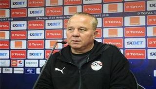 شوقي غريب مدرب منتخب مصر الأولمبي