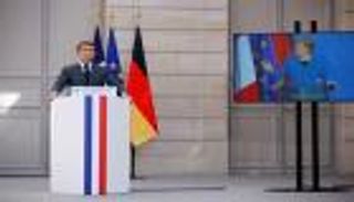 فرنسا تستبق انتخابات الرئاسة بمكافحة "الأخبار المزيفة"