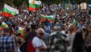 متظاهرون في بلغاريا يطالبون المدعي العام بالتنحي