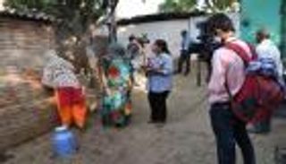 ولايات هندية تخفف قيود كورونا مع تراجع الإصابات 