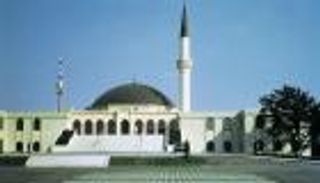 الكنيسة الكاثوليكية بالنمسا عن "خارطة الإسلام": تهديد أمني