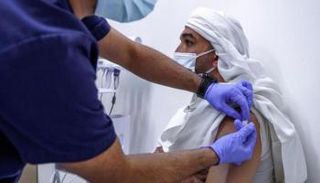 تطعيمات كورونا في الإمارات