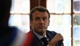 ماكرون يشيد بـ"دبلوماسية التوازن" التي ينتهجها العراق