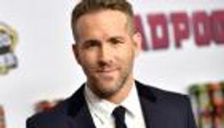 بنات رايان رينولدز يلهمنه للحديث عن مرضه النفسي