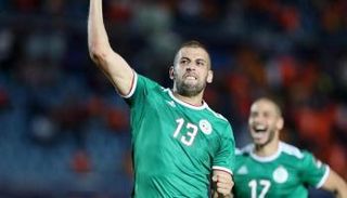 إسلام سليماني لاعب منتخب الجزائر
