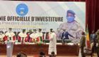 قائد الانقلابين.. تنصيب الكولونيل جويتا رئيسا لمالي