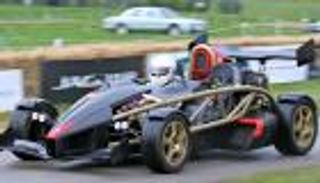 10 سيارات خارقة تعمل بناقل السرعة اليدوي.. التفاصيل