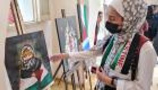 "تراب وحجارة".. معرض يجسّد الألم والأمل في غزة