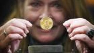 صور.. عملة نقدية تباع بـ19.5 مليون دولار