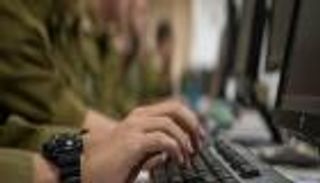 وفاة ضابط استخبارات إسرائيلي بالسجن.. غموض "الموت والتهمة"