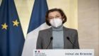 فرنسا الغاضبة تعلق التعاون العسكري مع أفريقيا الوسطى