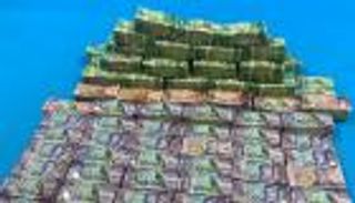 عملية درع طروادة.. صفعة للجريمة المنظمة عالميا بـ"وشاية وتطبيق تراسل" 