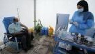 كورونا في الجزائر.. مراكز متنقلة لتسريع التطعيم