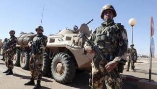 جنود في الجيش الجزائري - أرشيفية